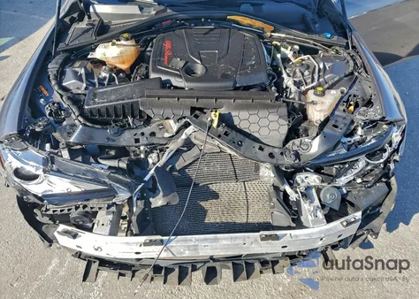 2019 Alfa Romeo Giulia z USA, uszkodzony, nr VIN ZARFAMANXK7599319